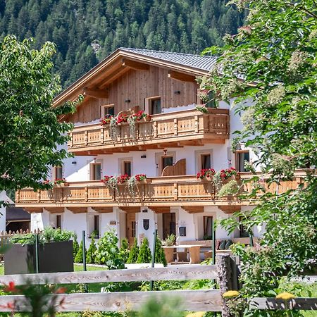 Mesnerhof Apartment Valles Luaran gambar