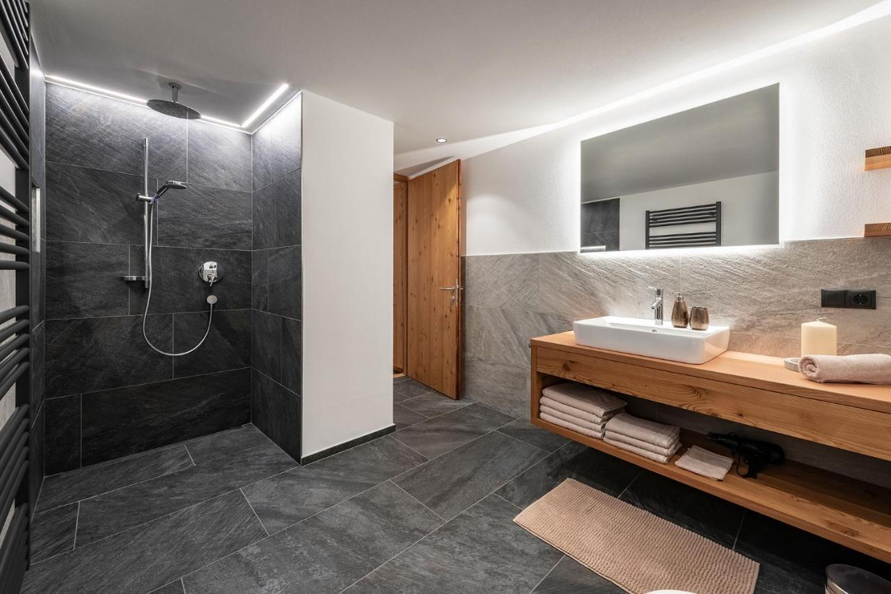 Mesnerhof Apartment Valles Luaran gambar
