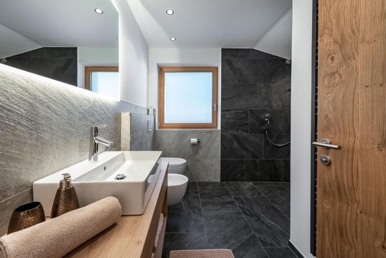 Mesnerhof Apartment Valles Luaran gambar