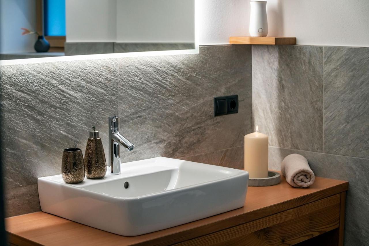 Mesnerhof Apartment Valles Luaran gambar