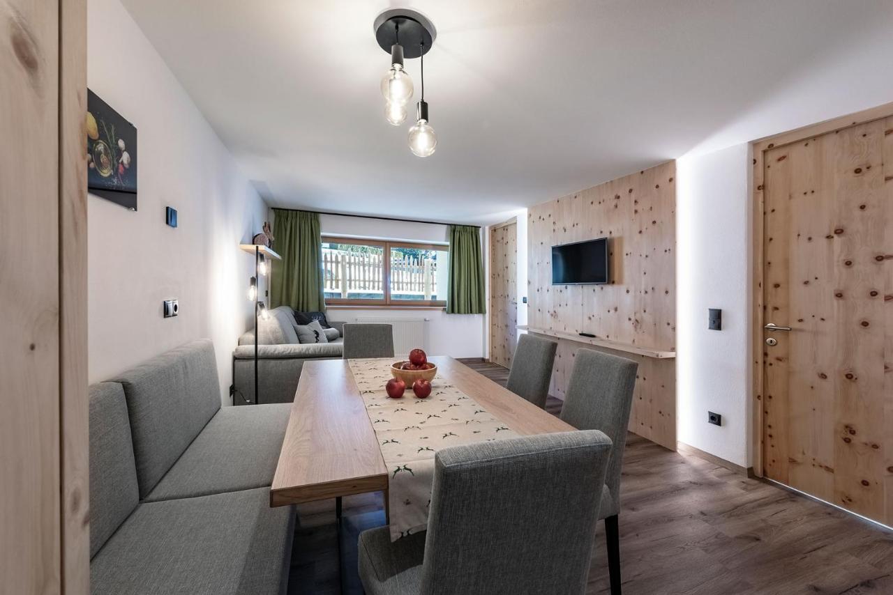 Mesnerhof Apartment Valles Luaran gambar