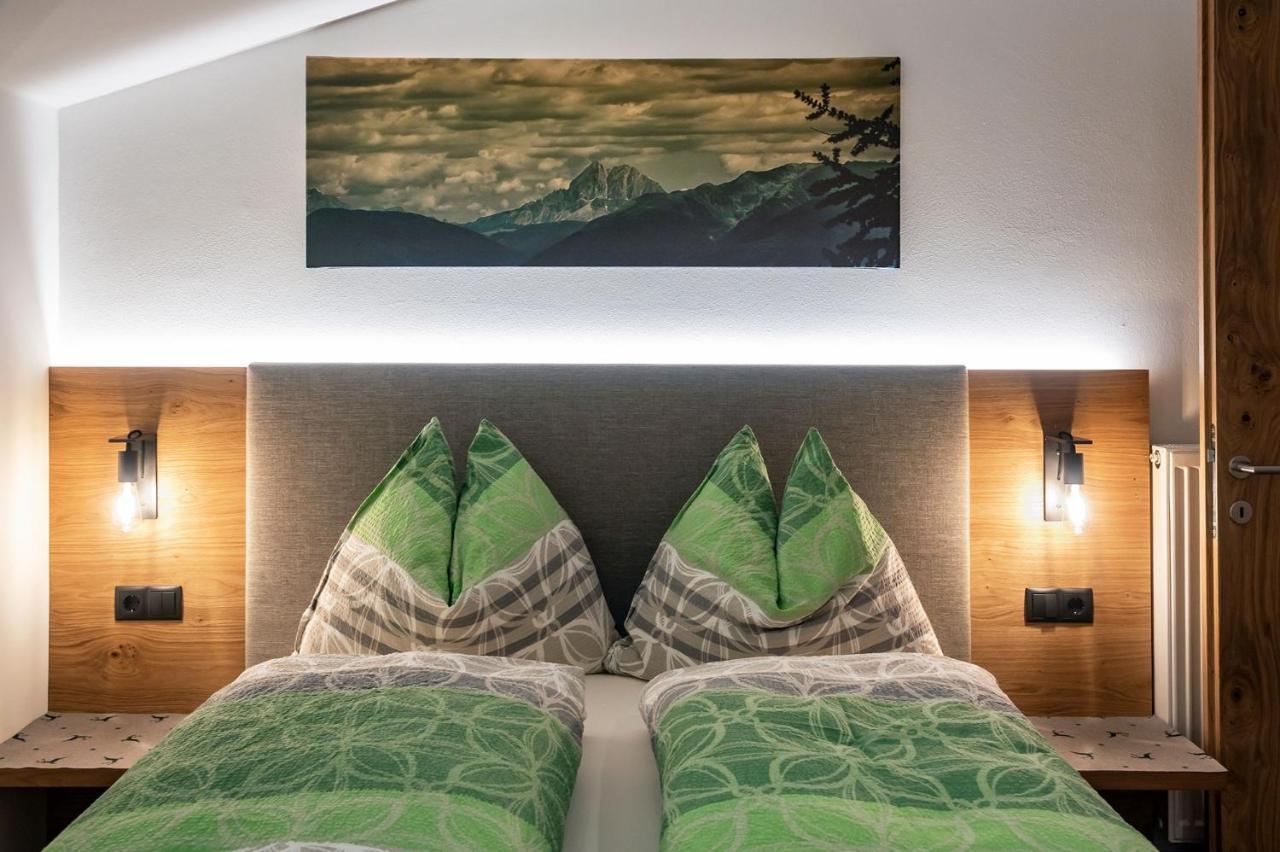 Mesnerhof Apartment Valles Luaran gambar