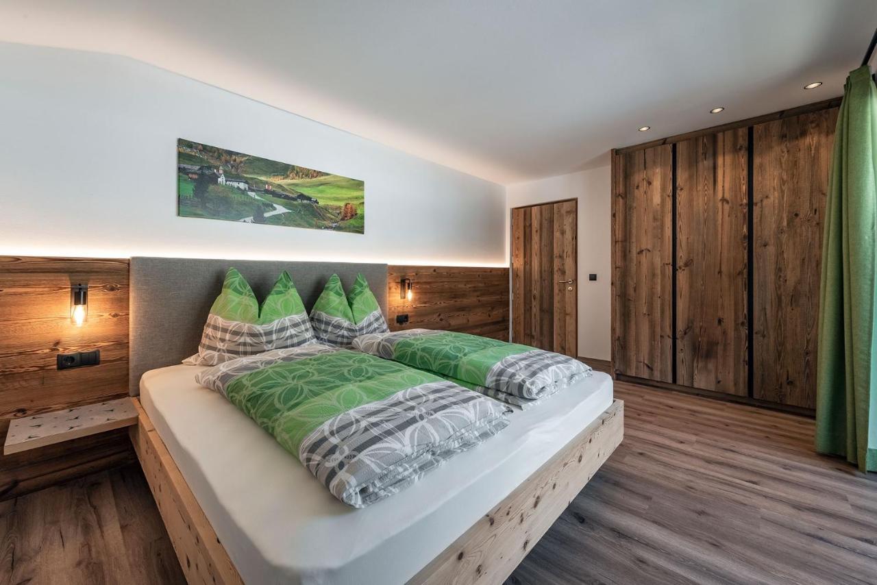 Mesnerhof Apartment Valles Luaran gambar